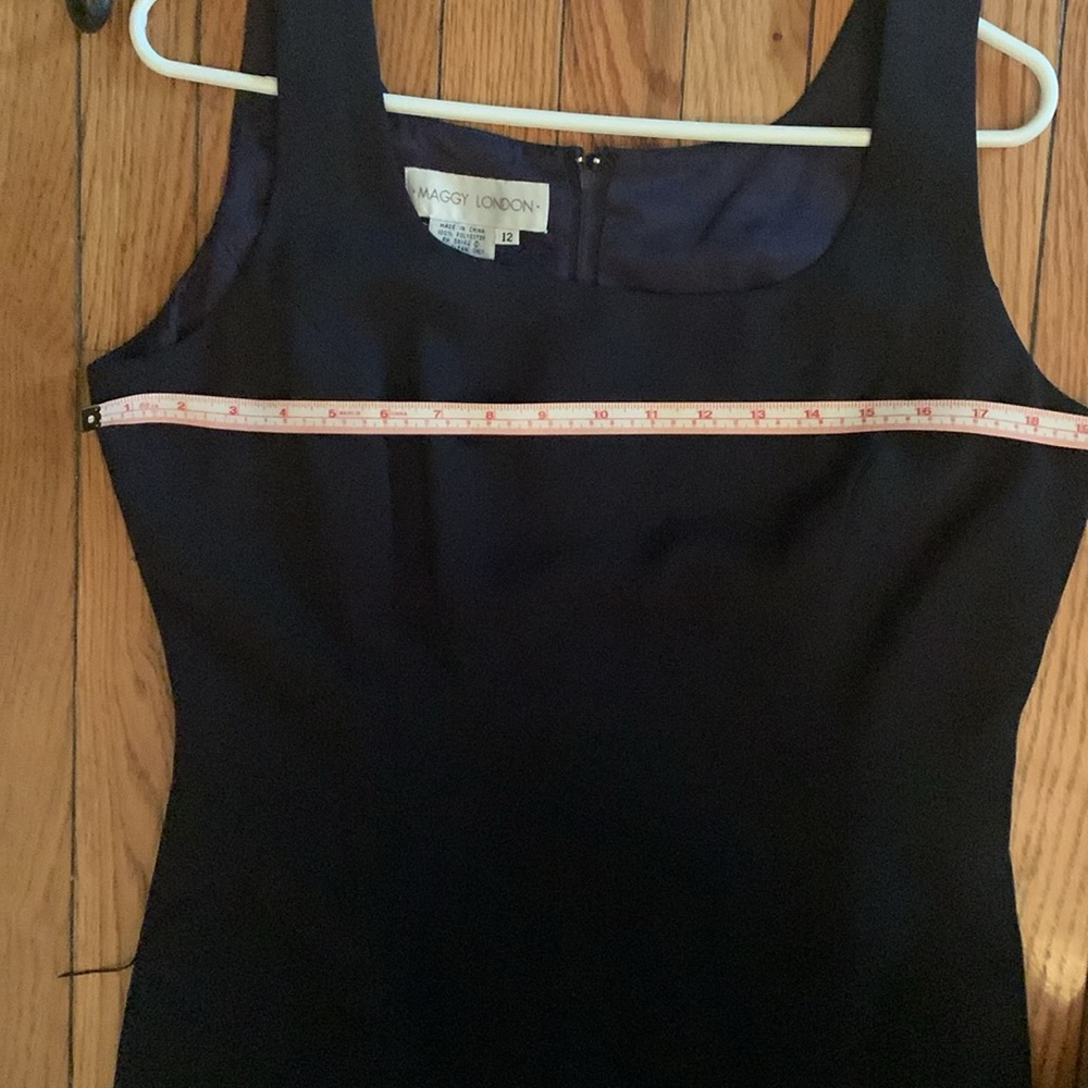 Maggy London long women’s sleeveless dress/ Size 12 - Picture 4 of 4